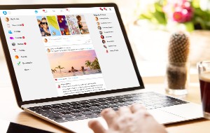 Girlfriend Stalks Me on Facebook Girlfriend Stalks Me on Facebook