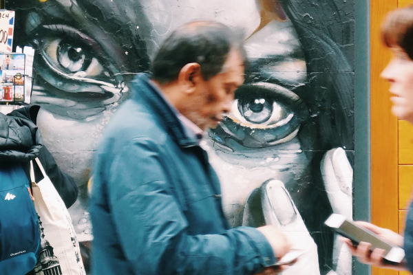 How Marketers and Social Media Can Influence Our Decisions How Marketers and Social Media Can Influence Our Decisions