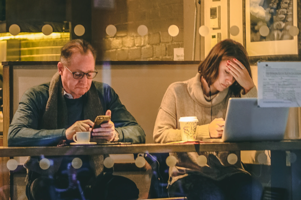 7 Handy Tips on How to Stay Safe on Public Wi-Fi