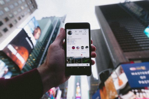 How To Spot Fake News and Stop It