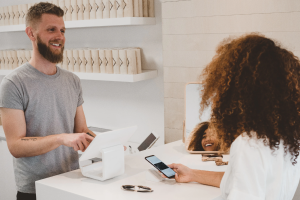 Credit Card Fraud: How to Protect Yourself Credit Card Fraud: How to Protect Yourself