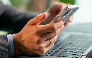 How to Detect Hidden Listening Devices with iPhone How to Detect Hidden Listening Devices with iPhone