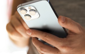 What Is Jailbreaking—Pros & Cons What Is Jailbreaking—Pros & Cons